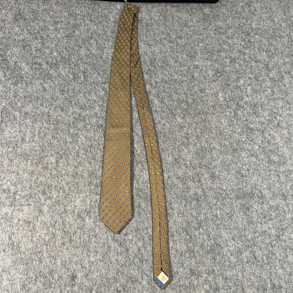 Tommy Bahama Men's Tie Brown 100% Silk Pointed Neck Tie Embroidered Fish Flower